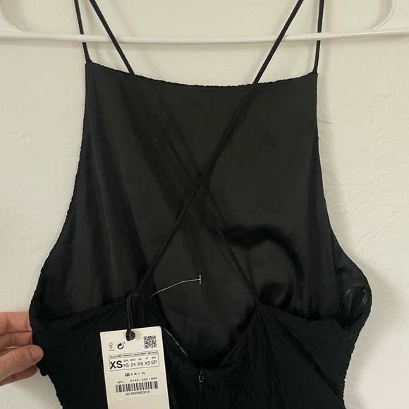 NWT Zara Black Body Con Mini Dress high neckline open back, textured Dress Sz XS - Picture 2 of 6